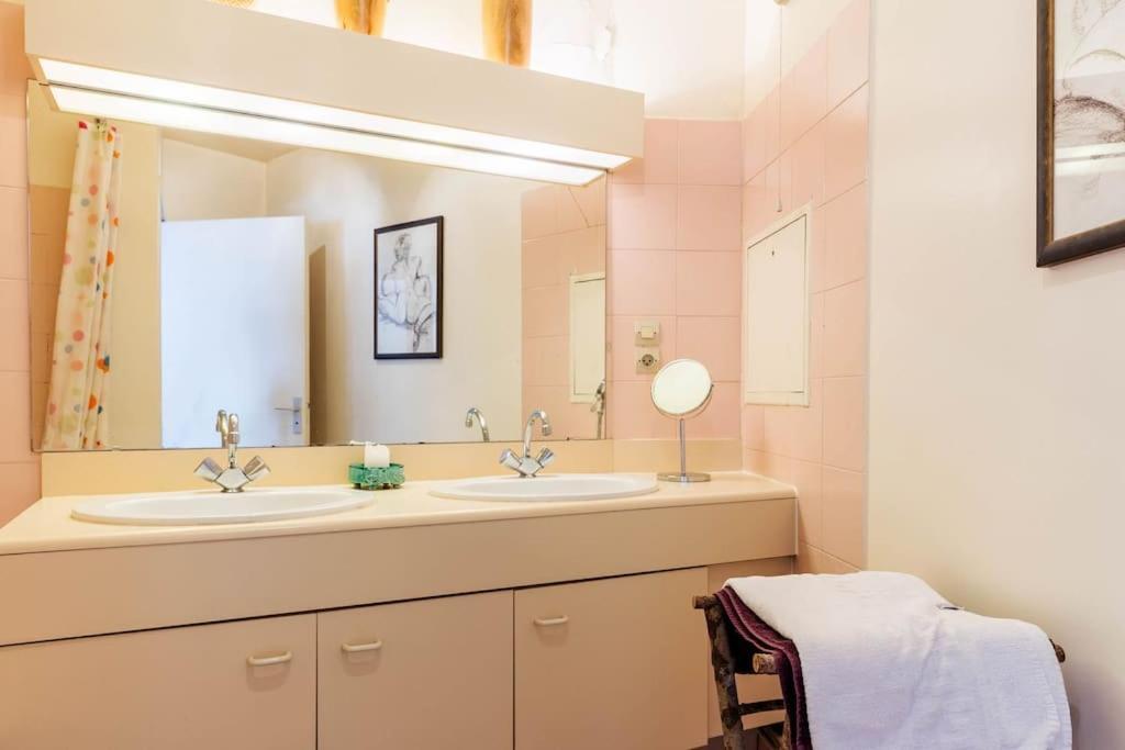 Charmant 3p. Calme, Spacieux Et Lumineux. 90 M2 Parigi